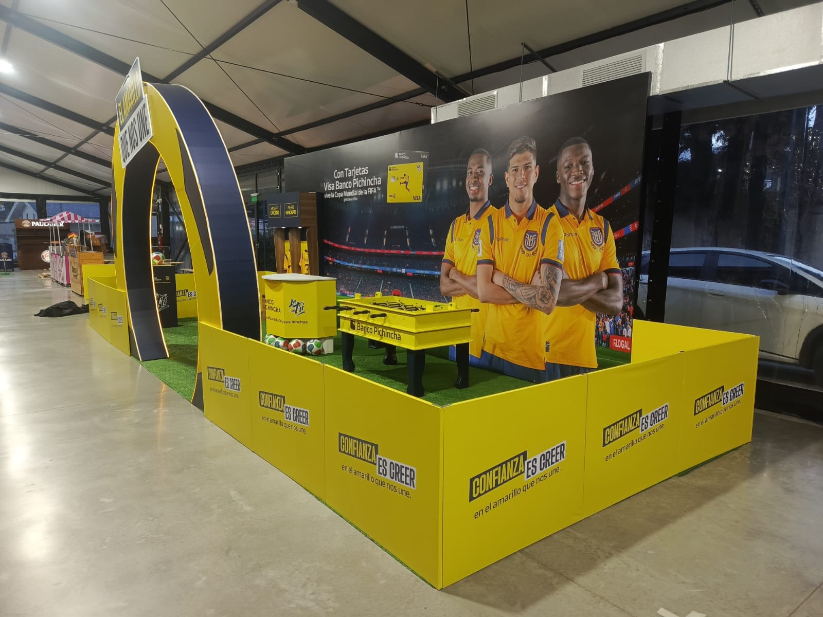 Fan Zone corporativo fabricado por Creaimagen